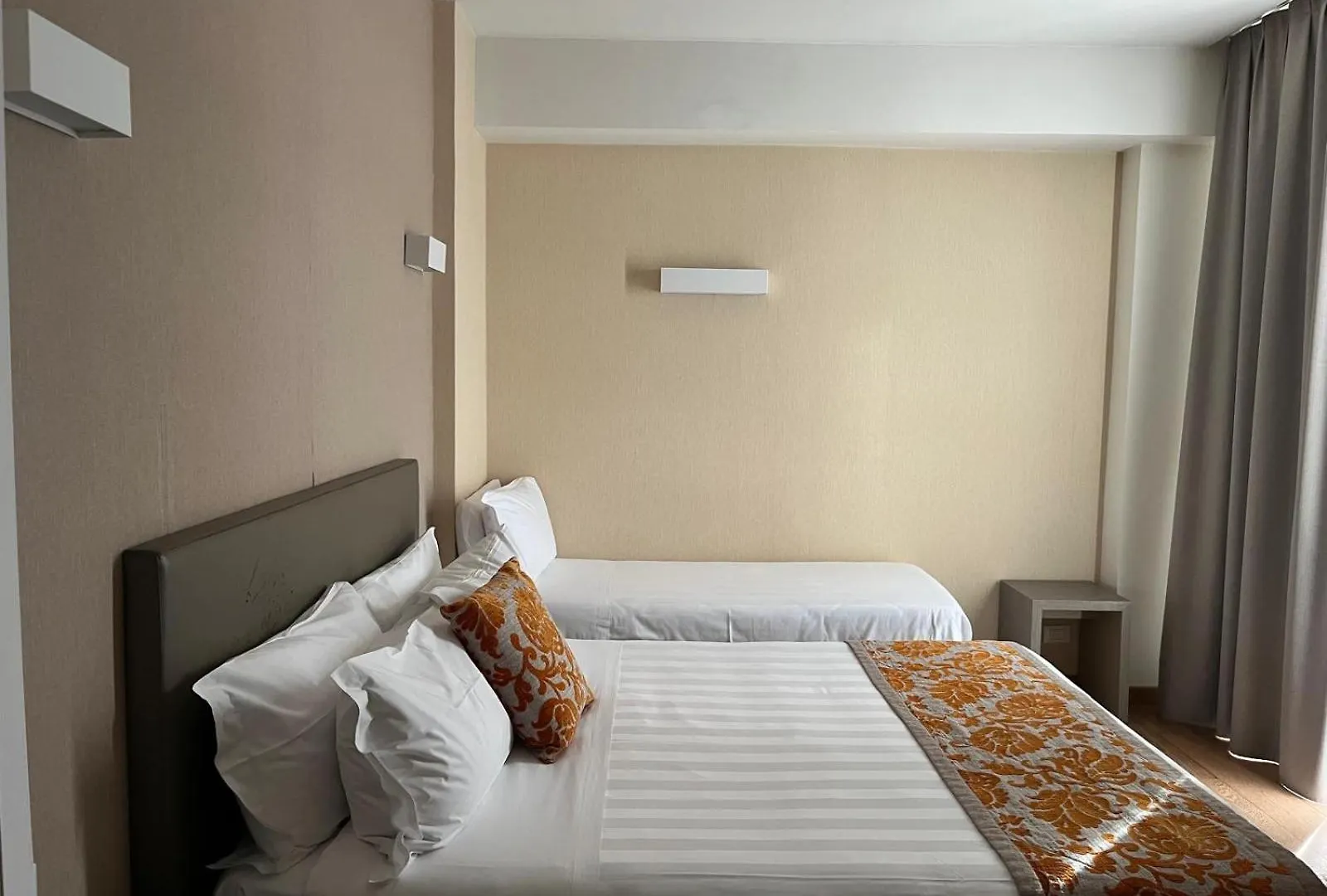 Hotel Napoleon Lucques 4*,  Italie